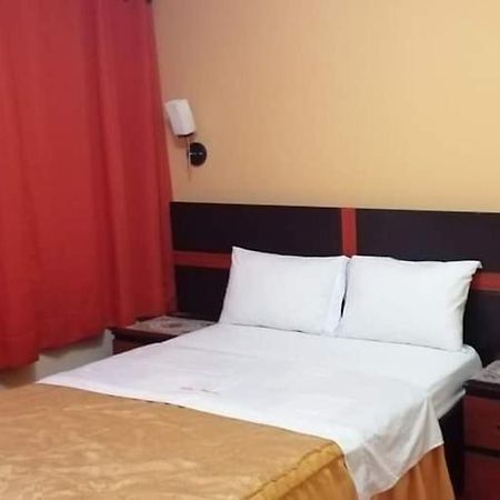Hotel Mayros Satipo Extérieur photo