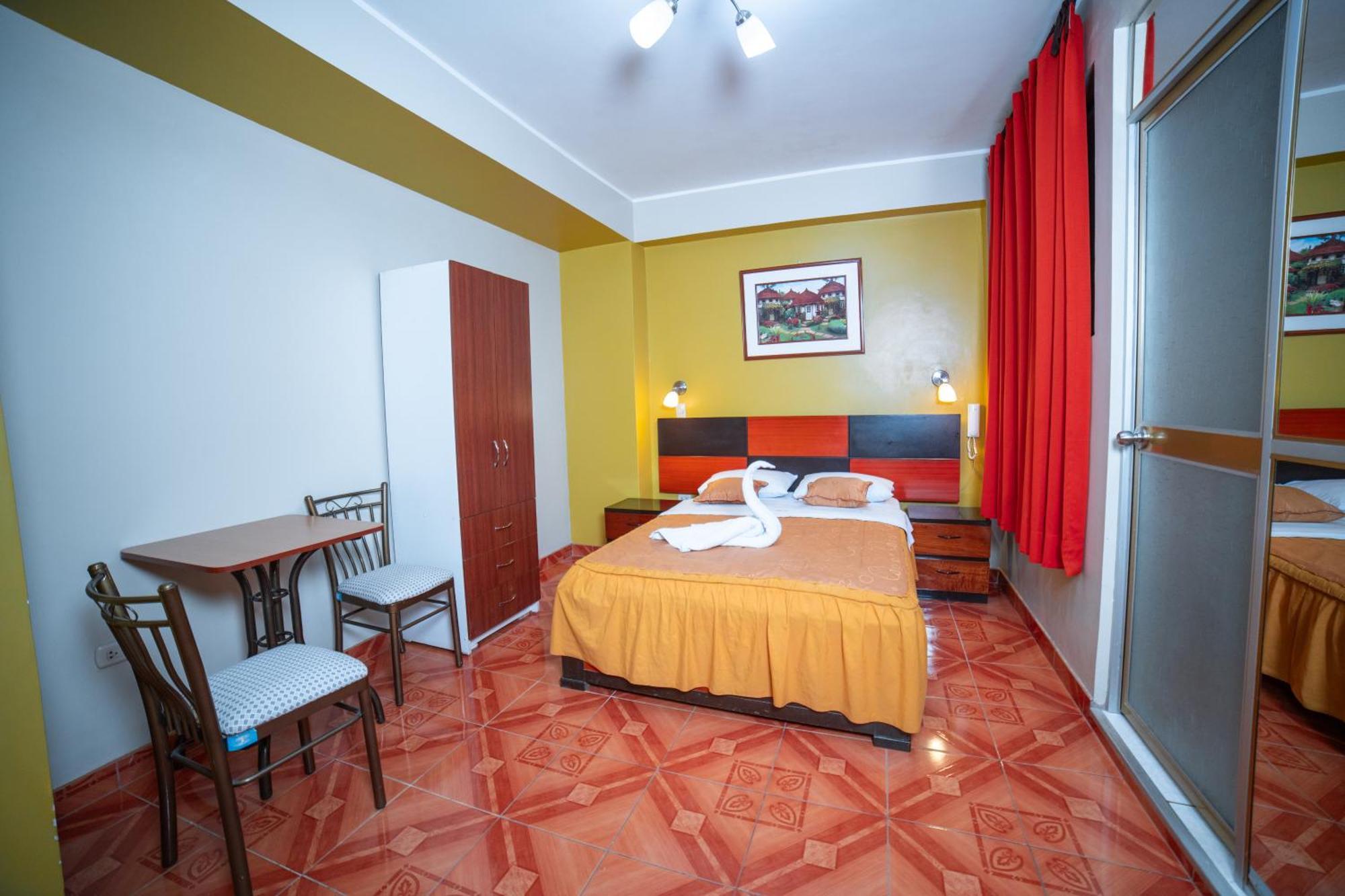 Hotel Mayros Satipo Extérieur photo